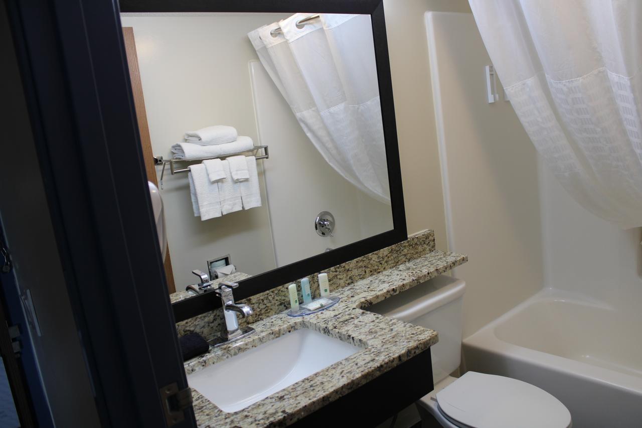 Quality Inn Mount Pleasant Eksteriør billede